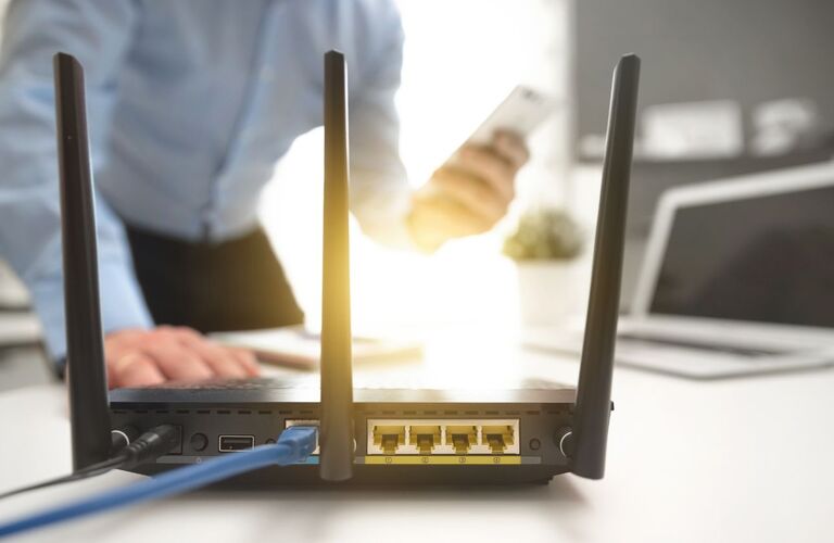 インターネット接続トラブルを解決！Wi-Fiルーターの設定を確認する | 千葉県千葉市のパソコン修理ならいろはパソコンサポート