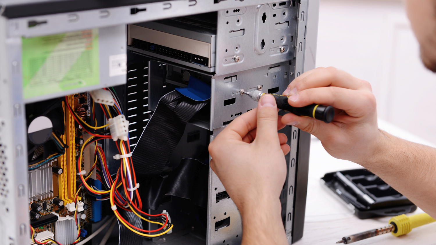 2. 電源ユニット（PSU）の交換